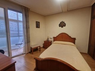 Piso en alquiler en Universidad en Ourense