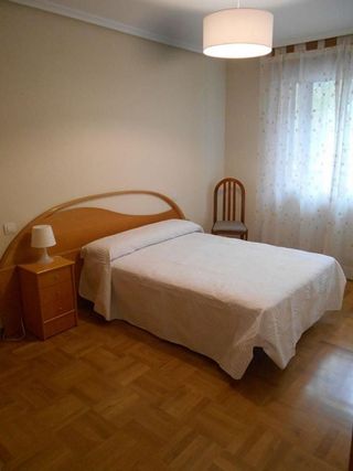 Piso en alquiler en Hospital - G3 - G2 en Burgos