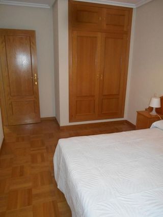Piso en alquiler en Hospital - G3 - G2 en Burgos