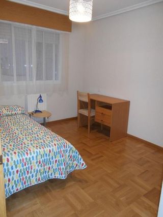 Piso en alquiler en Hospital - G3 - G2 en Burgos