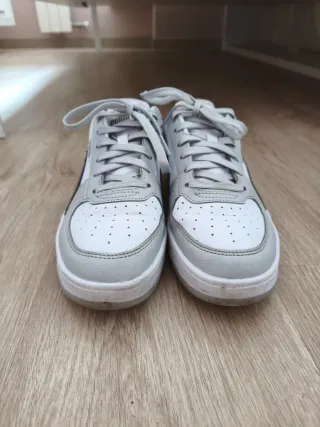 Zapatillas Puma Talla 41 Gris y Blanco