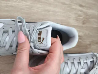 Zapatillas Puma Talla 41 Gris y Blanco