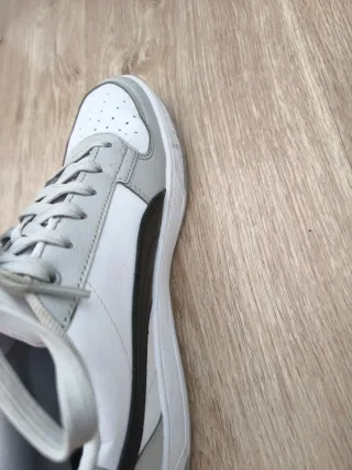 Zapatillas Puma Talla 41 Gris y Blanco