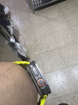 Apple Watch Ultra 2 titanio