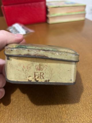 Caja Vintage Coronación Reina Elizabeth 1953