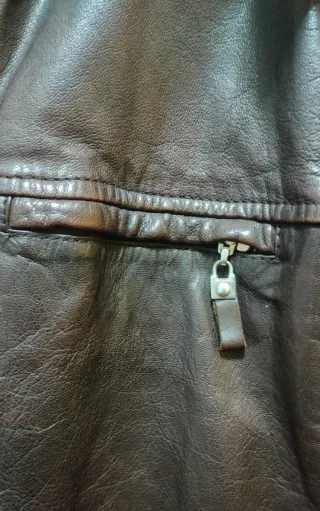 Chaqueta de cuero marrón hombre. Talla 50.