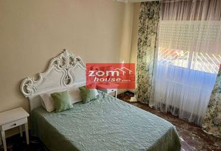 Piso en venta en Linares