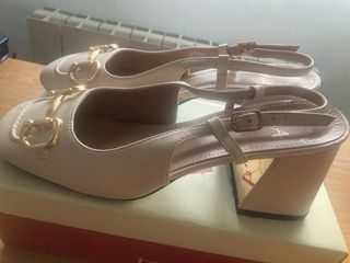 Mocasines destalonados beige T.40