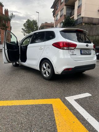 KIA Carens 2013
