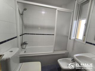 Piso en venta en Linares