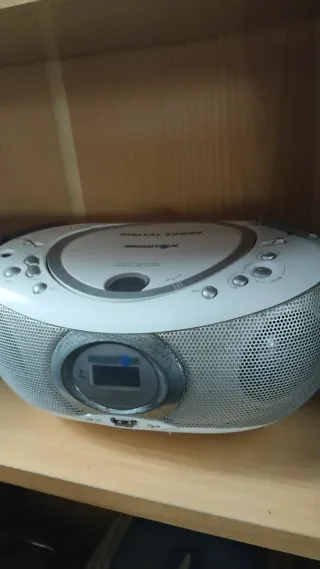 Radio Reloj Sunny Turbo 750 SML Negro