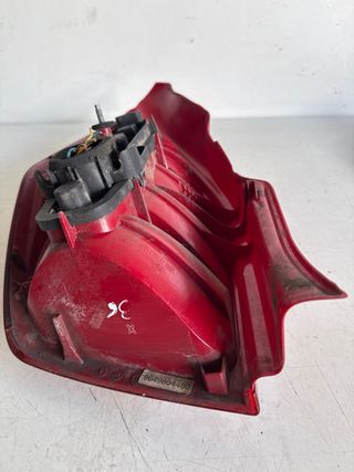 Piloto trasero derecho Citroën C2 : 9649864480