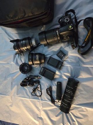 Nikon D3100 + 3 Obiettivi e Kit Accessori