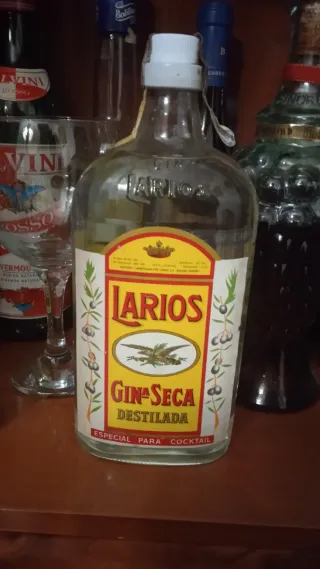 Botella Larios