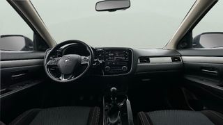 Mitsubishi Outlander 200 MPI Motion 2WD CVT 110 kW (150 CV)