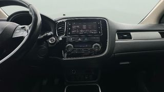 Mitsubishi Outlander 200 MPI Motion 2WD CVT 110 kW (150 CV)