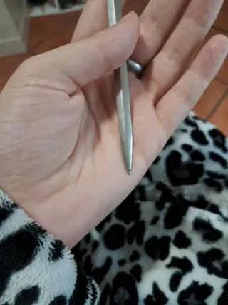 Abrecartas antiguo espada decorativa