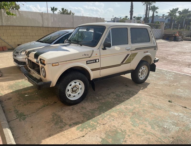 Lada Niva - foto 1