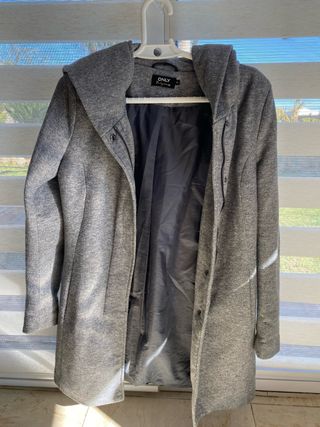 Abrigo gris ONLY
