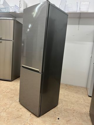 Nevera Beko Gris