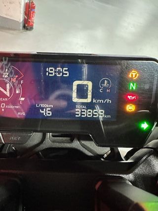 HONDA CB 650 R DEL AÑO 2021 !! MUY BUEN ESTADO !!