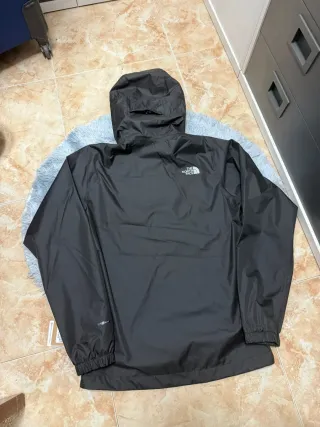 Chaqueta cortavientos The North Face Negra