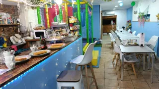 Traspaso Cafetería-Pastelería con Parque de Bolas