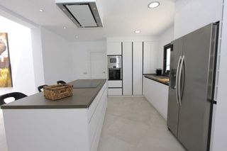 Chalet en alquiler en Playa Bajadilla - Puertos en Marbella