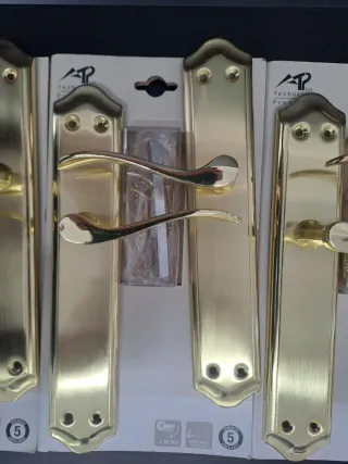 Juego Manillas Puerta Interior Doradas