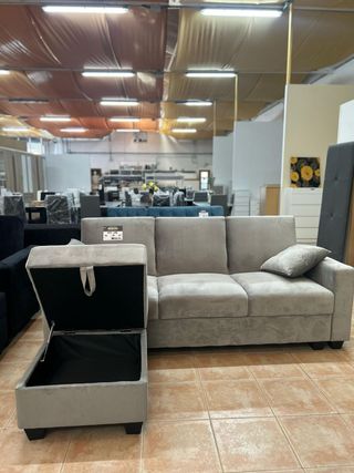 Divano Letto Moderno Grigio - con pouf in offerta