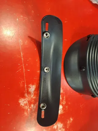 Visera corchetes casco retro