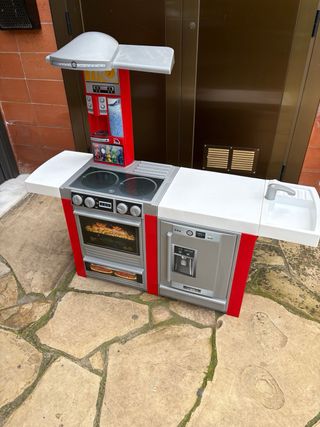 Cocina de juguete infantil