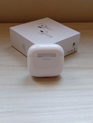 AirPods 4 (ANC) Apple Blancos practicamente nuevos