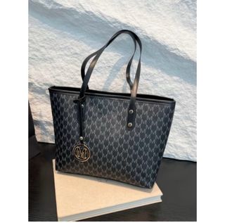 Bolso de mano con monograma