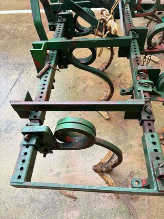 Cultivador reforzado