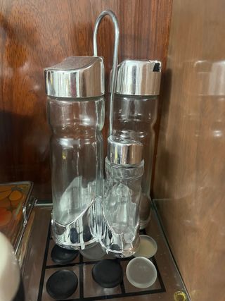 Set di contenitori per olio, aceto e sale