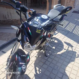 Macobor MC1 125cc Naked Negra/Roja