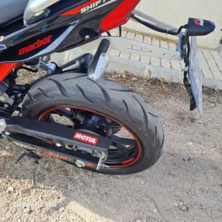 Macobor MC1 125cc Naked Negra/Roja