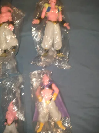 Figuras Gashapon Majin Buu Dragón Ball