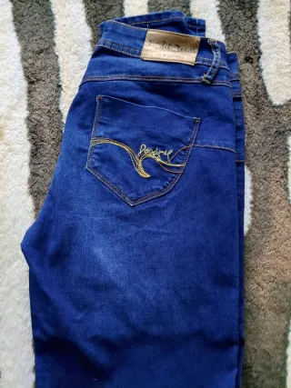 Pantalón vaquero Desigual azul