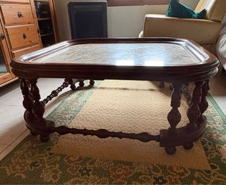 Mesa de centro de mármol y madera