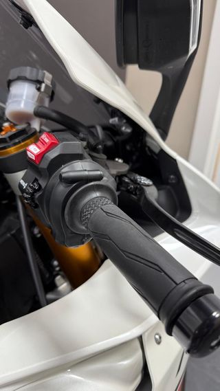 Yamaha R1 60 Aniversario