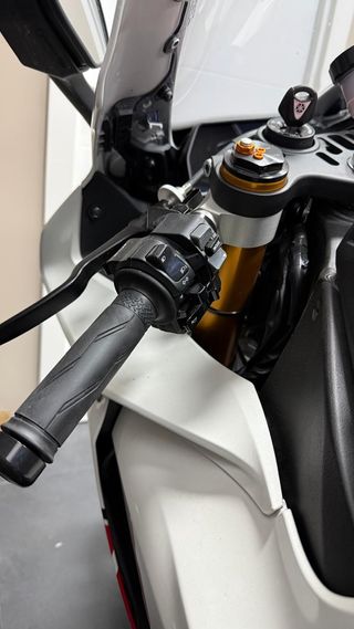 Yamaha R1 60 Aniversario