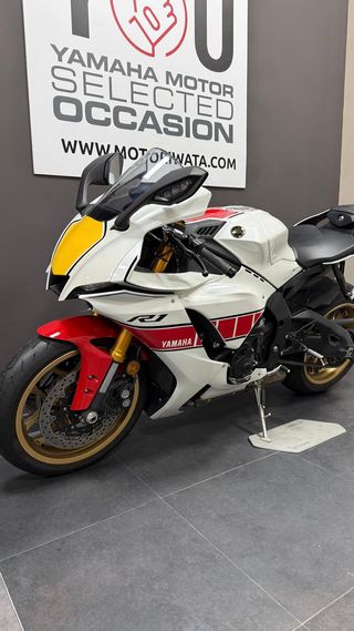 Yamaha R1 60 Aniversario