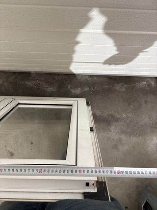 Ventana de dos hojas abatibles