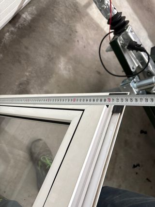 Ventana de dos hojas abatibles