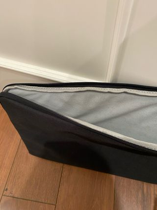 Funda Portátil Negra