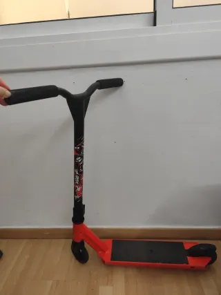 Patinete rojo 2 ruedas Decathlon