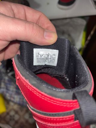 Deportivas Jordan Niño Talla 26