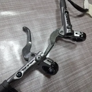 Shimano XTR M9000 carbon